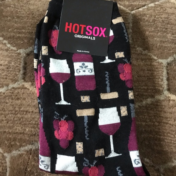 Hot Sox Accessories - Wine HOTSOX socks NWT